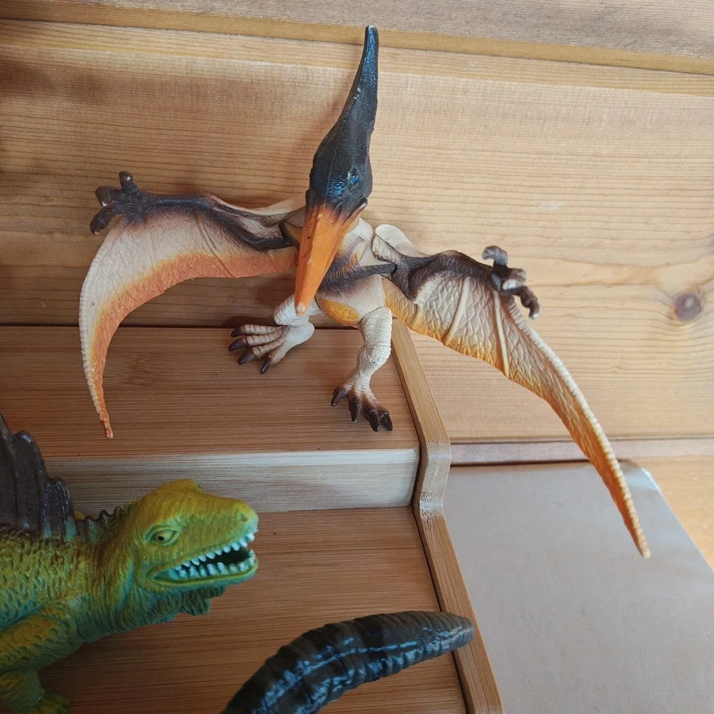 Loose Bundle o 8 Dinosaur Action Figures Pteranodon Edaphosaurus Triceratops ZA2
